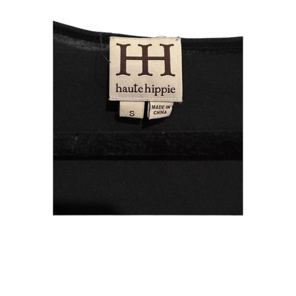 🌺HAUTE HIPPIE Long Sleeve V - Neck Modal Tee in Classic Navy Size Small🌺 - Picture 4 of 5